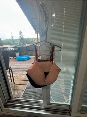 Bundle of 5 Scallop Edge Wireless Bralettes